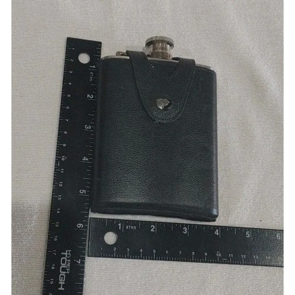 Stainless Steel 7 Ounce Flask with Leather Case